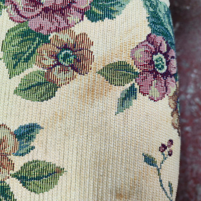 CUATRO SILLAS CLÁSICAS