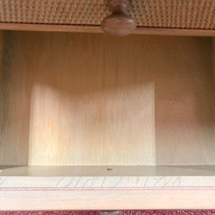 PAR DE MESITAS DE NOCHE