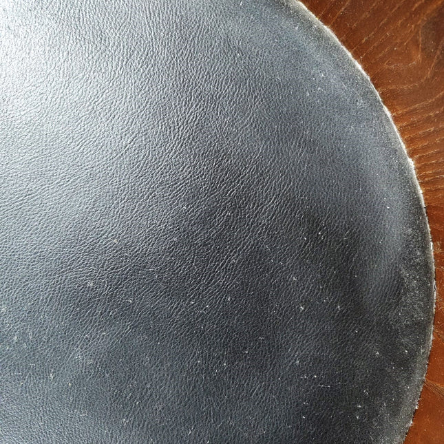 JUEGO DE MESA Y SILLAS "FUSIÓN"