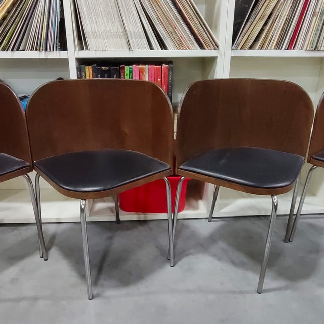 JUEGO DE MESA Y SILLAS "FUSIÓN"