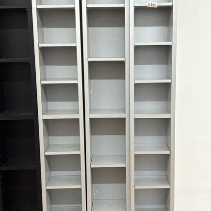 ESTANTERÍAS "GNEDBY"