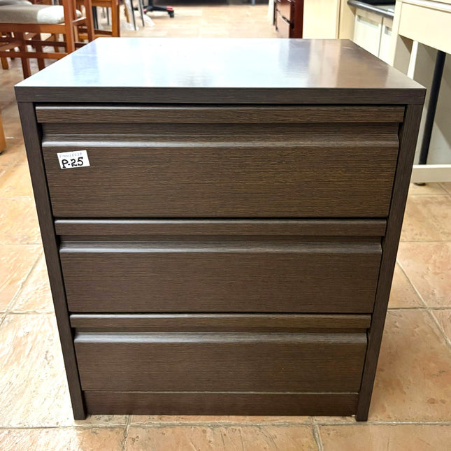 PAR DE MESITAS DE NOCHE