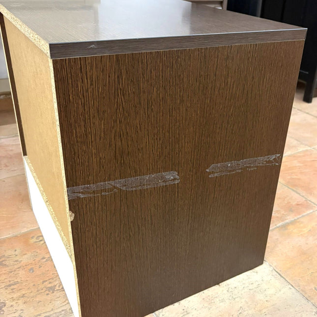 PAR DE MESITAS DE NOCHE