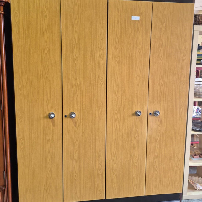 ARMARIO 4 PUERTAS