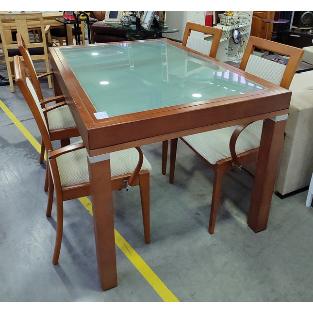 MESA EXTENSIBLE + CUATRO SILLAS