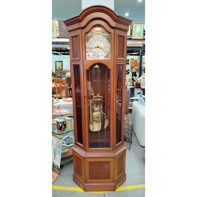RELOJ DE PIE