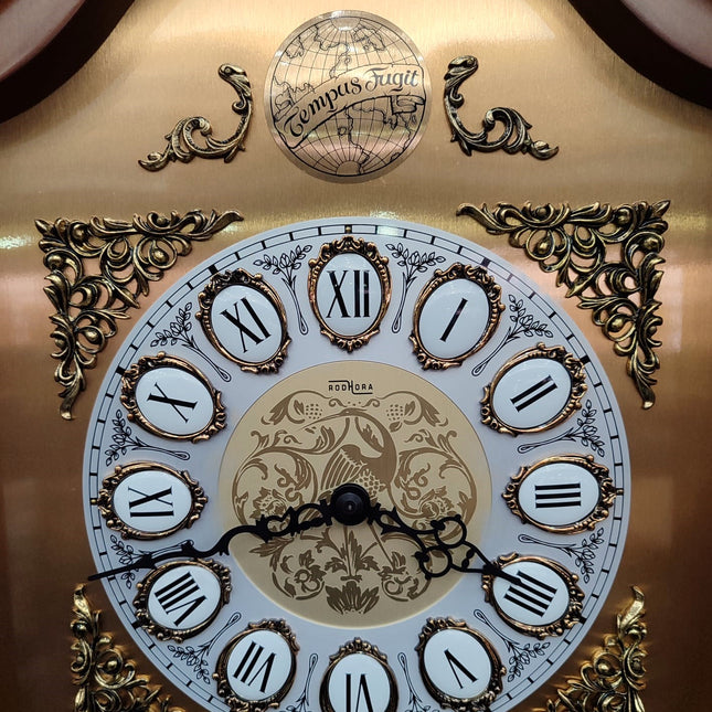 RELOJ DE PIE
