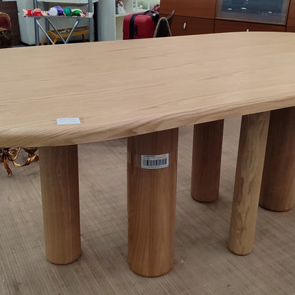 MESA DE COMEDOR "MAILEN"