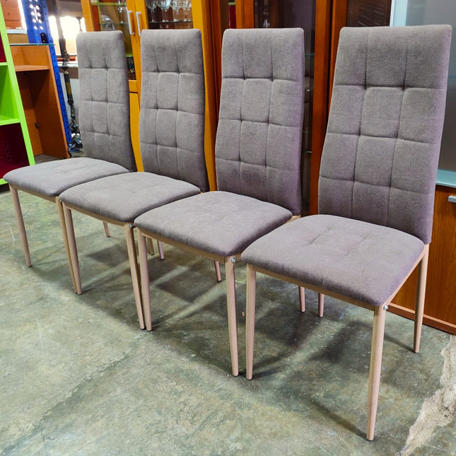 CUATRO SILLAS DE COMEDOR NUEVAS