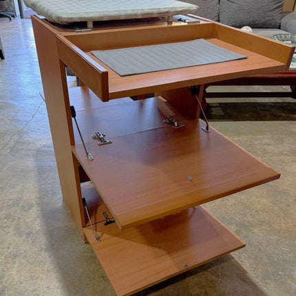 MUEBLE PLANCHADOR