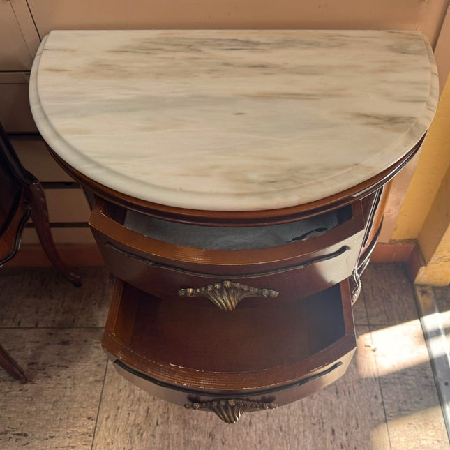 PAR DE MESITAS ANTIGUAS