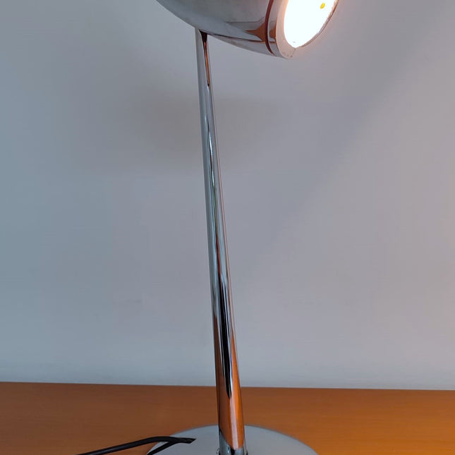 LÁMPARA DE MESA "ARA"