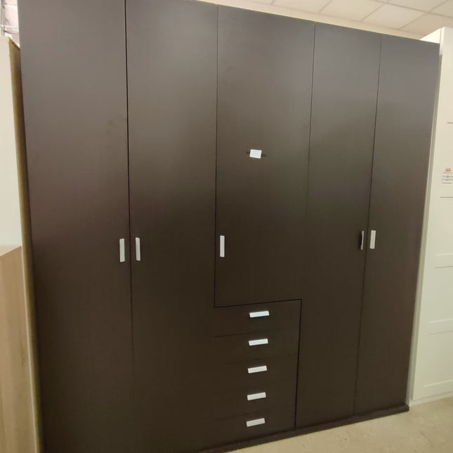 ARMARIO CINCO PUERTAS