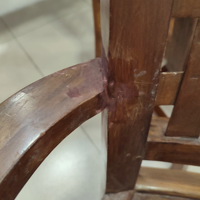JUEGO DE CUATRO SILLAS DE COMEDOR