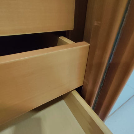 ARMARIO DE PUERTAS CORREDERAS