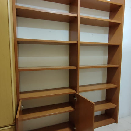 LIBRERÍA GRANDE