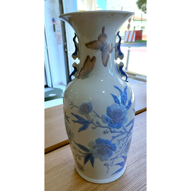 JARRÓN DE PORCELANA LLADRÒ