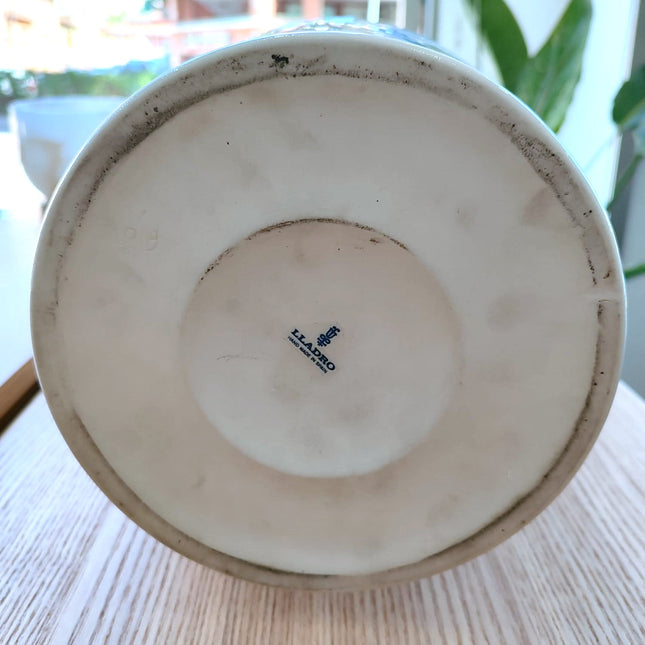 JARRÓN DE PORCELANA LLADRÒ