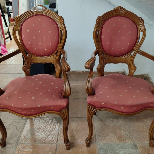 SEIS SILLAS DE COMEDOR