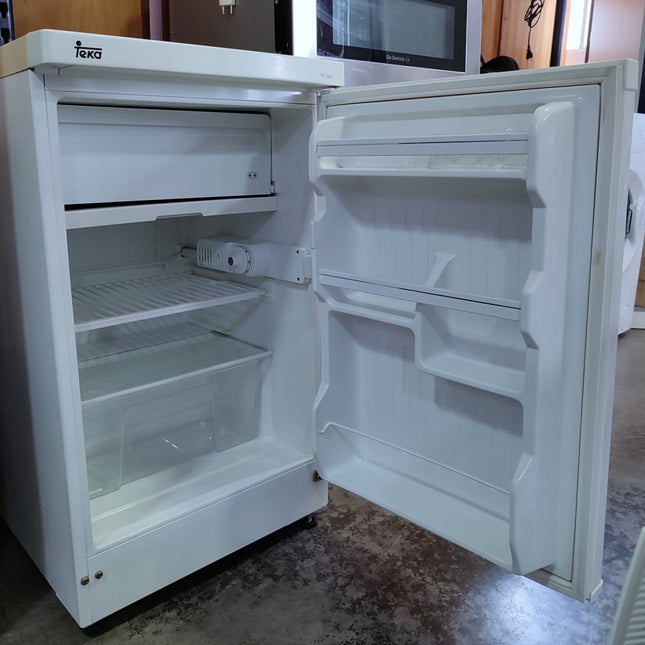 FRIGORÍFICO COMPACTO TEKA