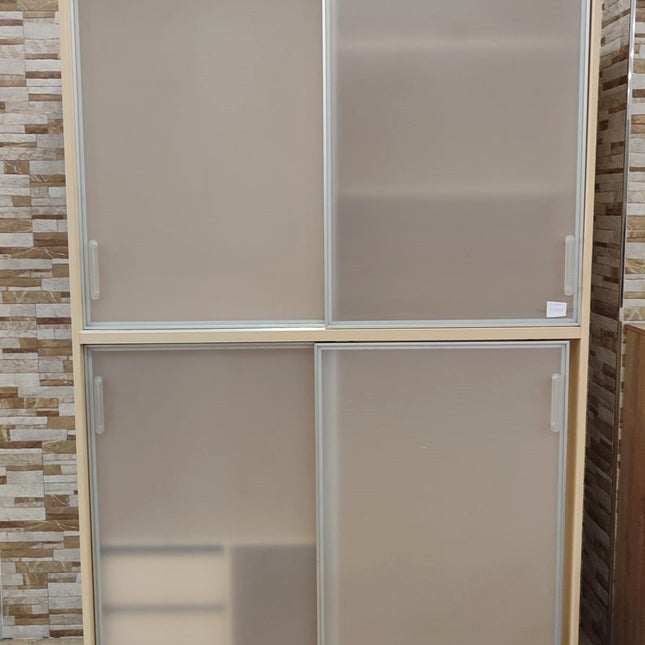 ARMARIO DE PUERTAS CORREDERAS