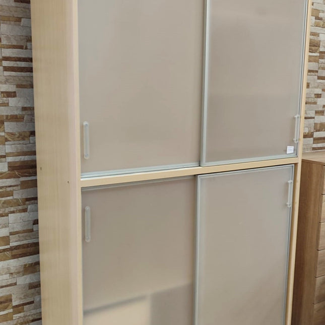 ARMARIO DE PUERTAS CORREDERAS