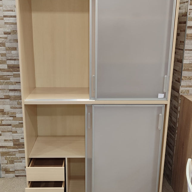 ARMARIO DE PUERTAS CORREDERAS