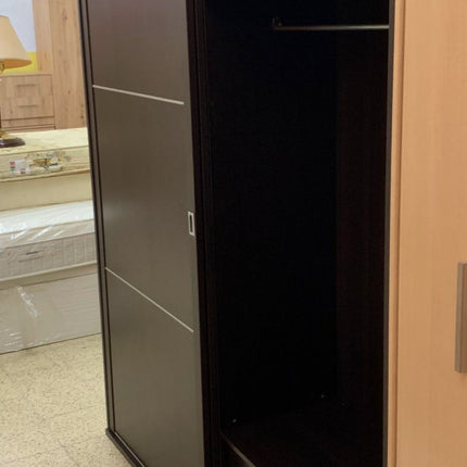 ARMARIO DE PUERTAS CORREDERAS