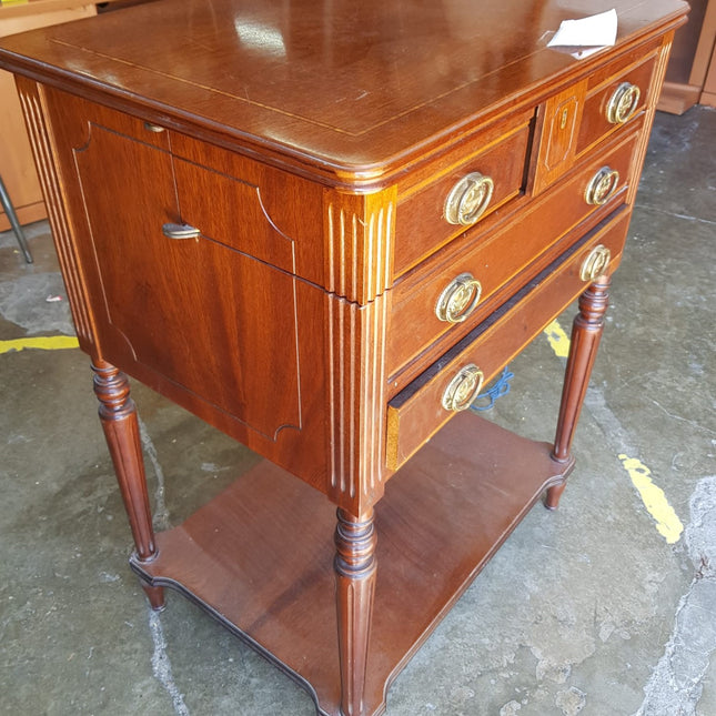 MUEBLE PARA CUBIERTOS