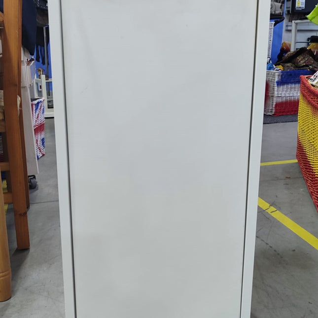 MUEBLES "EKET"