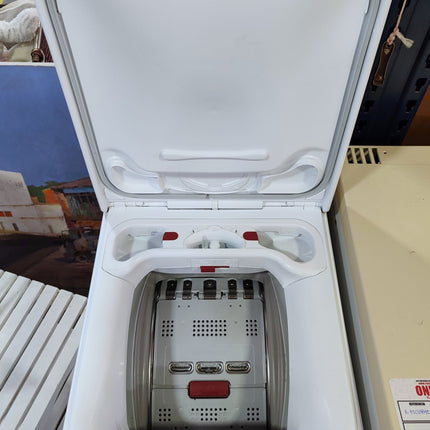 LAVADORA AEG 7 KG