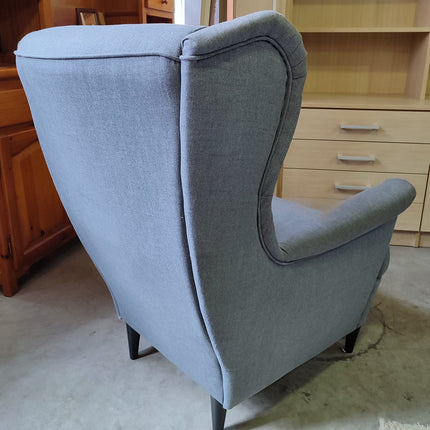SILLÓN CON OTOMANA "STRANDMON"