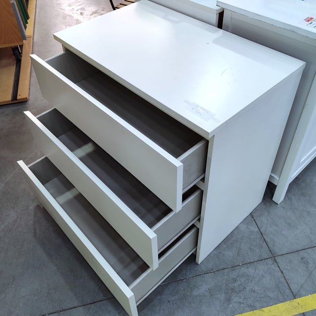 CÓMODA "MALM"