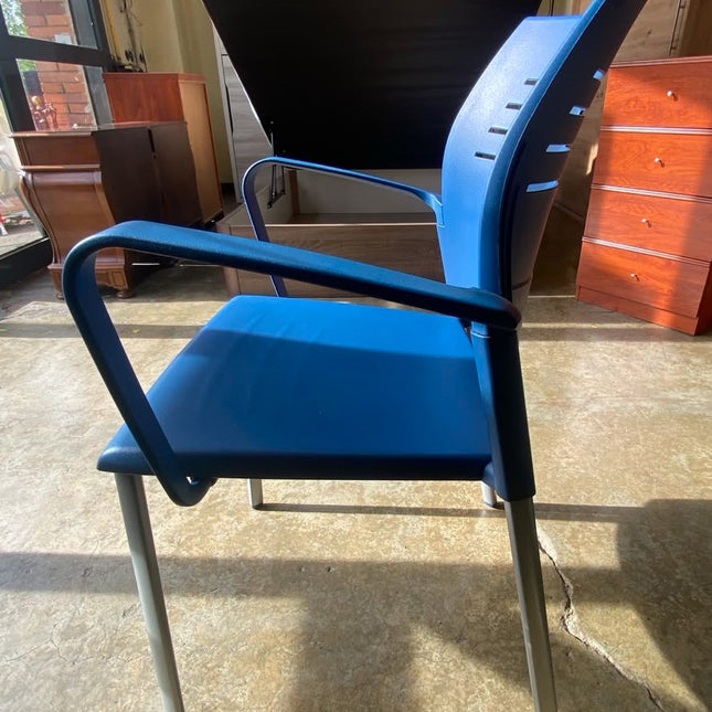 SET DE SILLAS DE VISITA