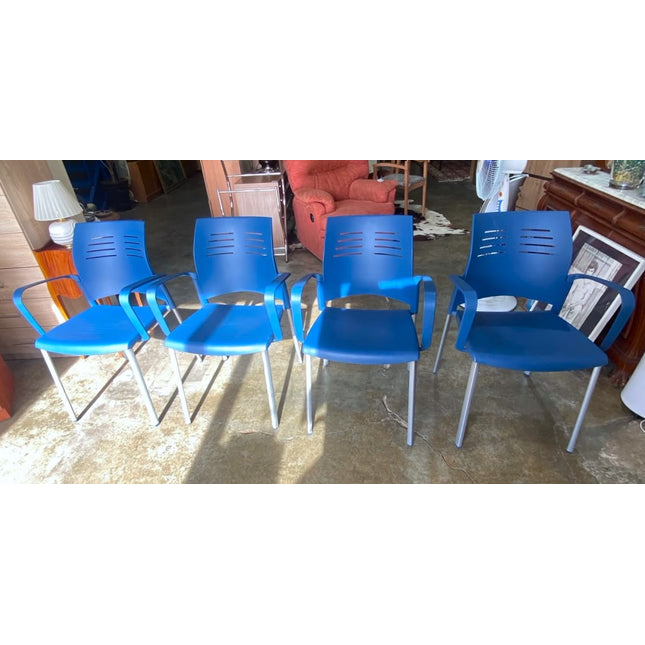 SET DE SILLAS DE VISITA