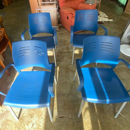 SET DE SILLAS DE VISITA