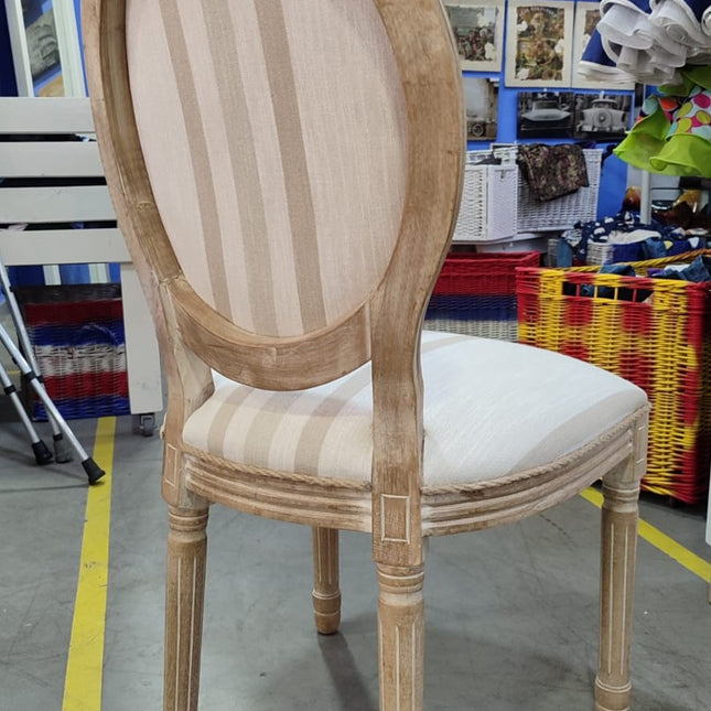 CUATRO SILLAS DE COMEDOR