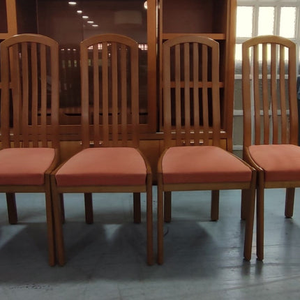 SEIS SILLAS DE COMEDOR
