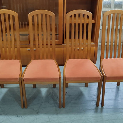 SEIS SILLAS DE COMEDOR
