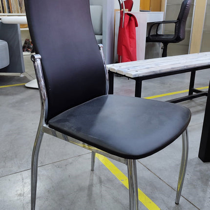 MESA EXTENSIBLE "BJURSTA" Y SEIS SILLAS