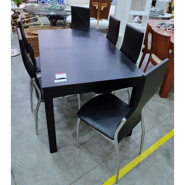 MESA EXTENSIBLE "BJURSTA" Y SEIS SILLAS