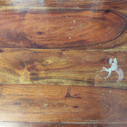 ESCRITORIO Y SILLA