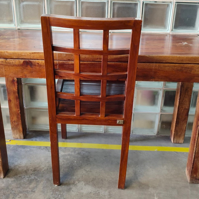 ESCRITORIO Y SILLA