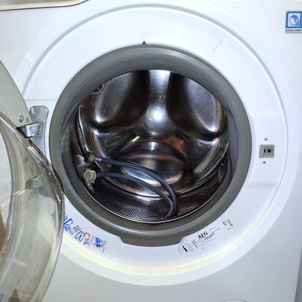 LAVADORA AEG 8KG