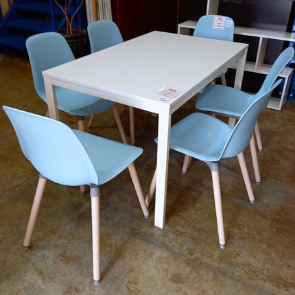 MESA EXTENSIBLE + SEIS SILLAS