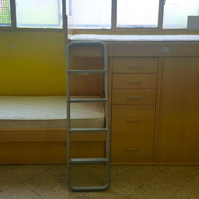 CAMA TREN