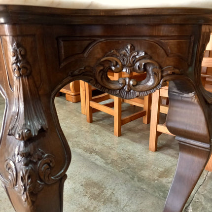 CONSOLA ANTIGUA