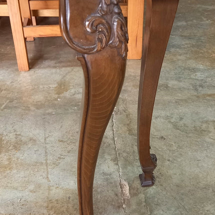 CONSOLA ANTIGUA