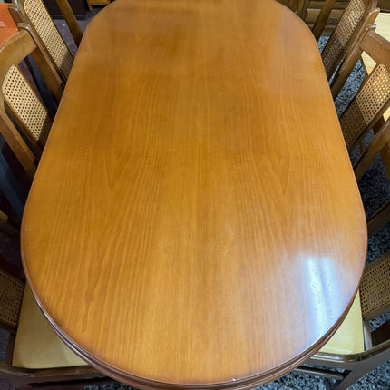 MESA DE COMEDOR