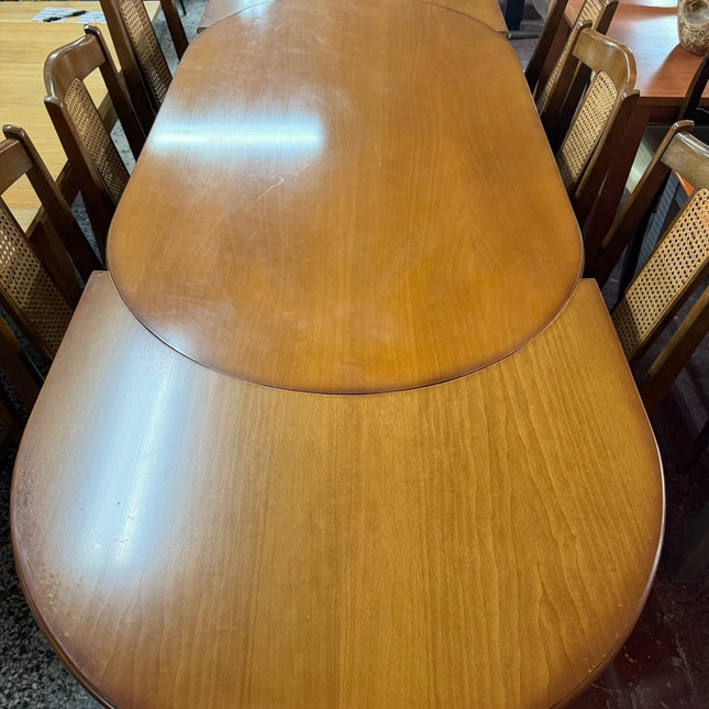 MESA DE COMEDOR